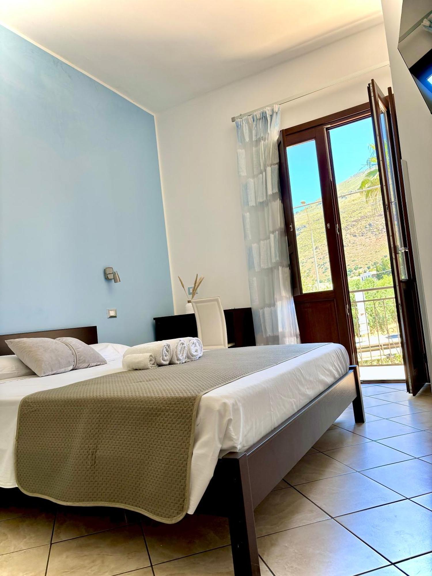 Bed And Breakfast Turi Castelluzzo Exteriér fotografie
