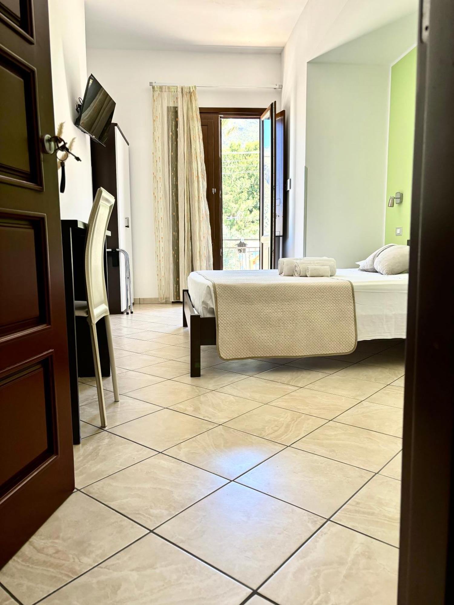 Bed And Breakfast Turi Castelluzzo Exteriér fotografie