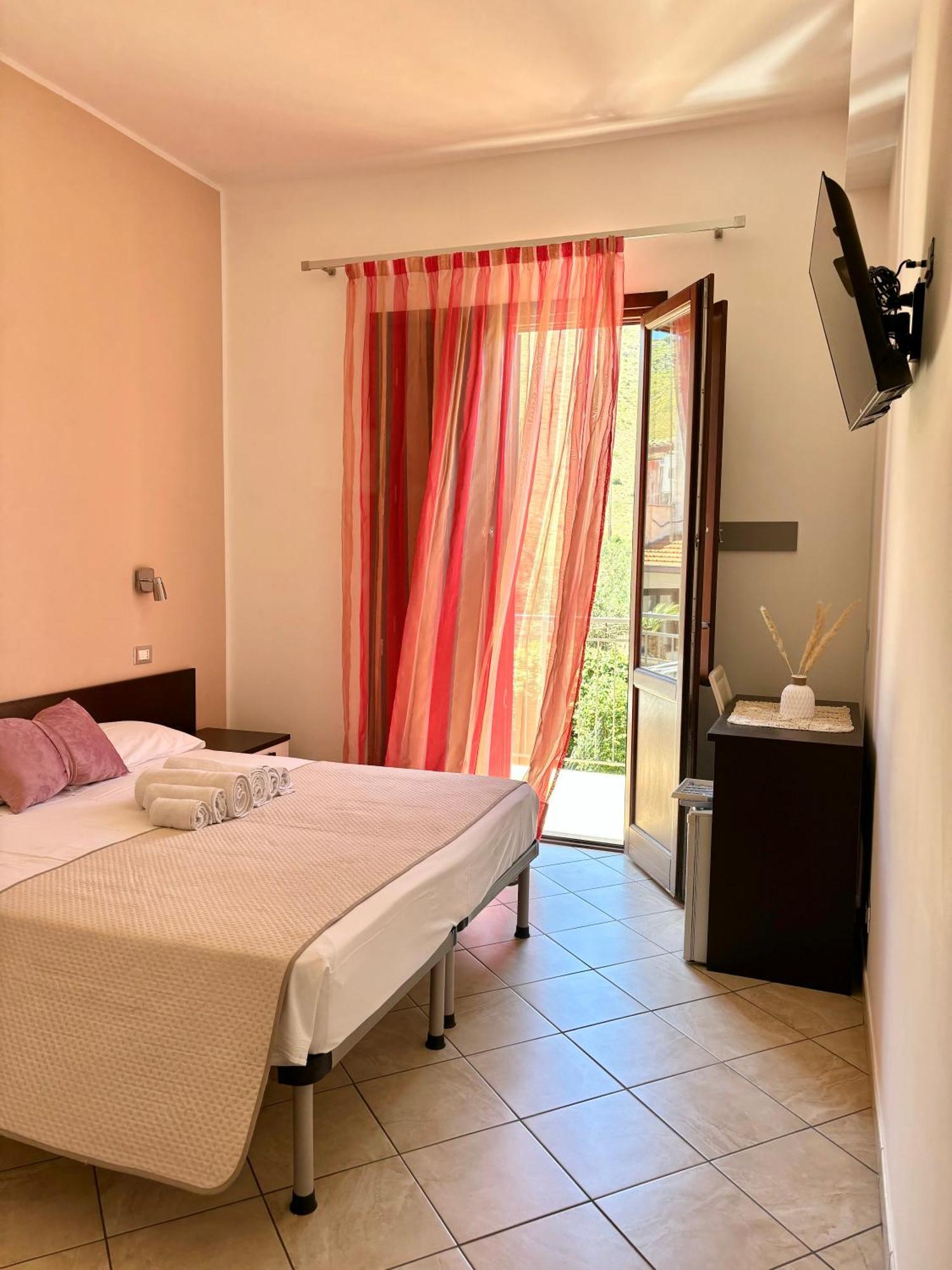 Bed And Breakfast Turi Castelluzzo Exteriér fotografie